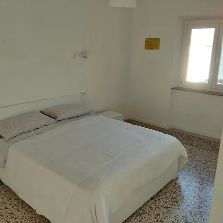 Apartment 4 Finestre Sul Mare Savona